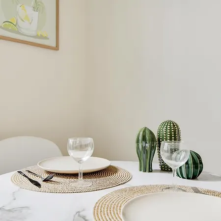 Cosy Flat By Les Maisons De Charloc Homes Boulogne-Billancourt Esterno foto